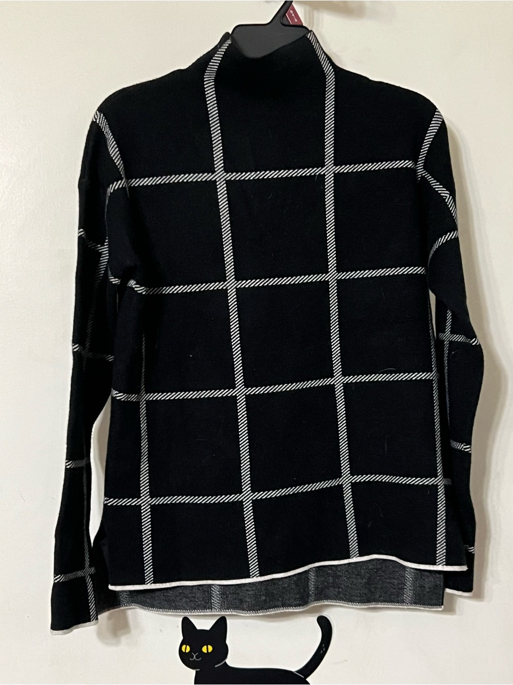 Max Studio Black & White Windowpane Turtleneck Sweater